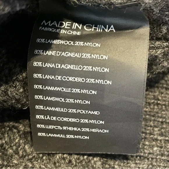 CLUB MONACO Modern Cable Crew Two-tone Lambswool - Picture 4 of 4